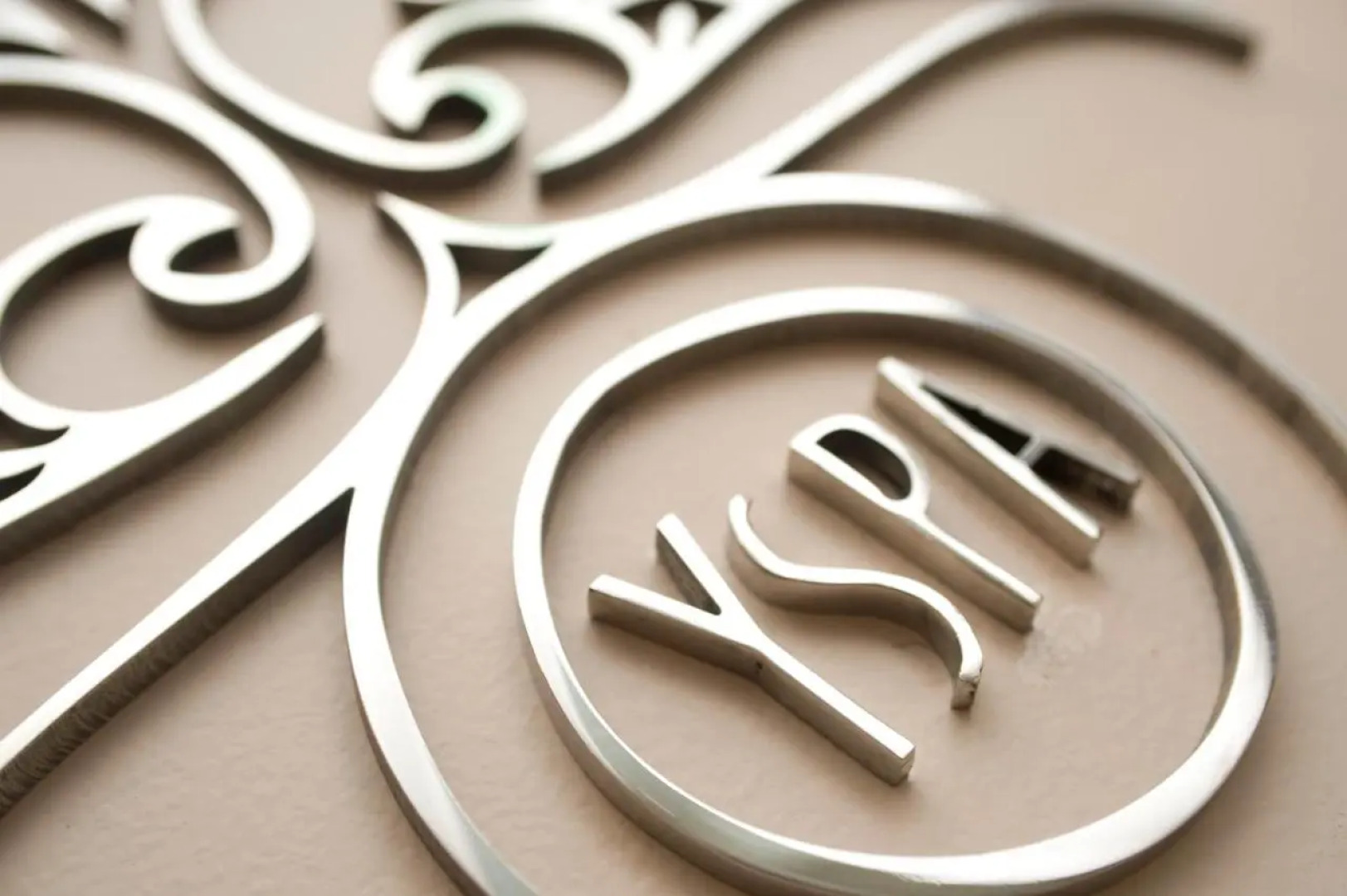 Отель Grand Hotel Yerevan