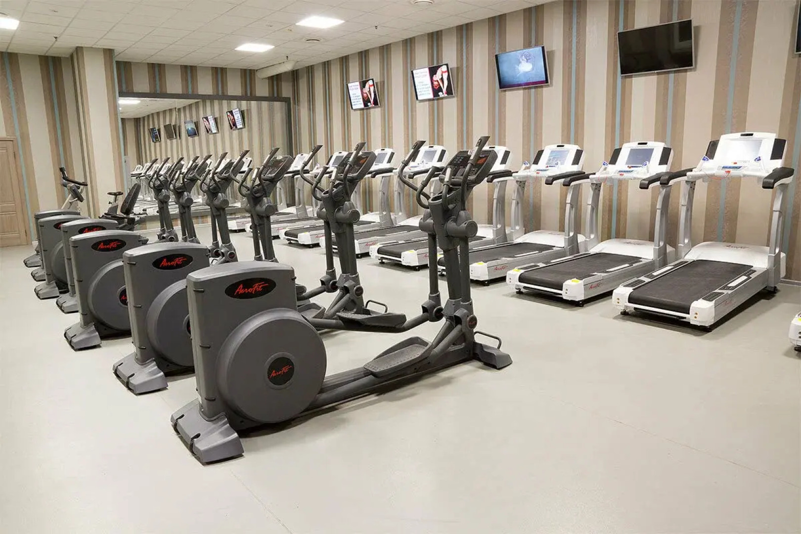 Отель Ваш Салют Апарт