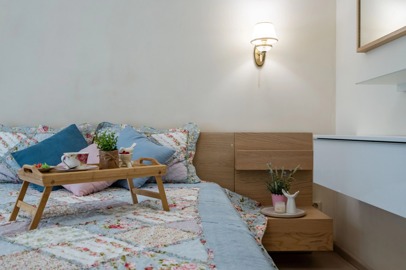 Квартира 2-комнатная Цветочная нежность