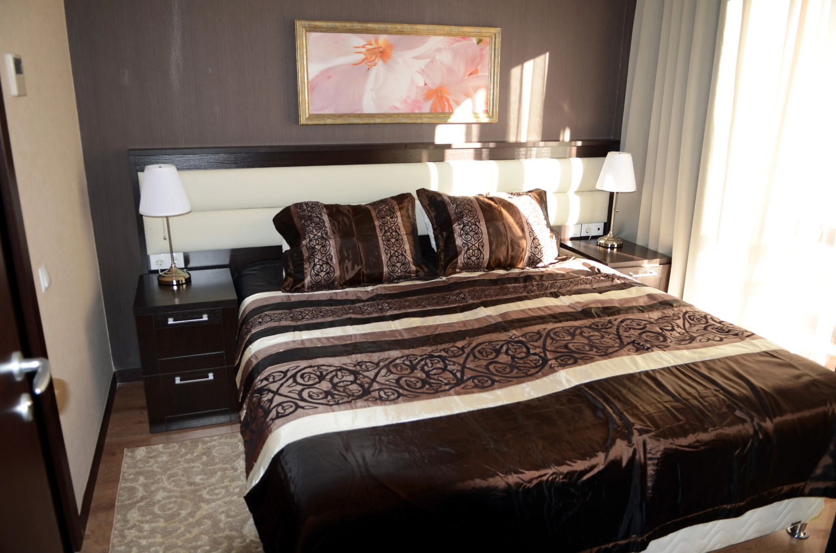 Апартаменты с 2 спальнями и видом на реку и горы