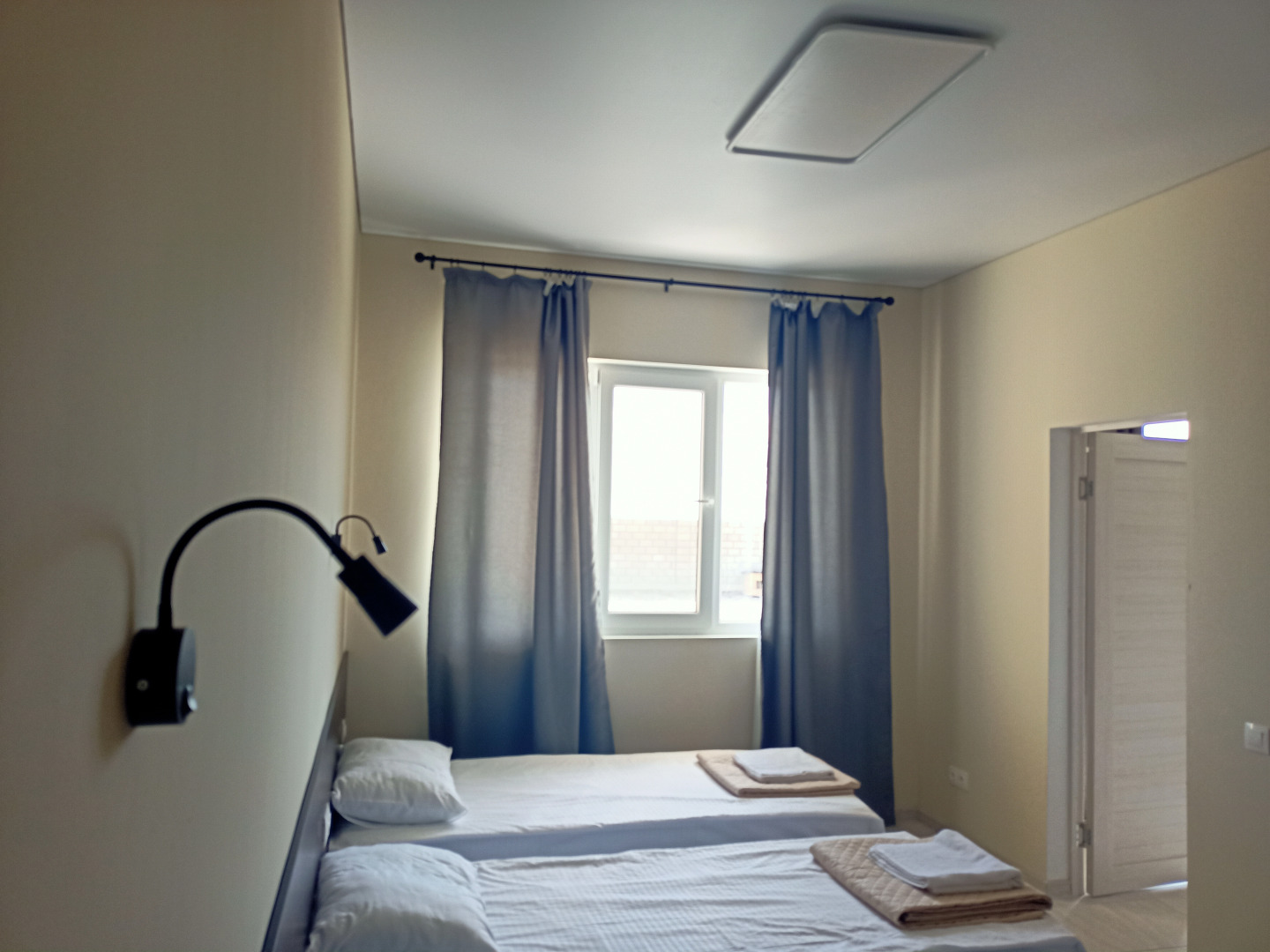 Курортный отель Sun Village