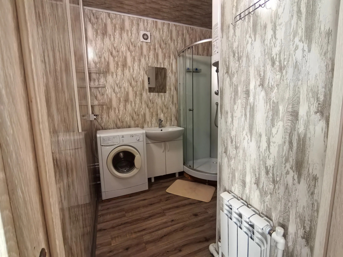 Частный дом в озерном