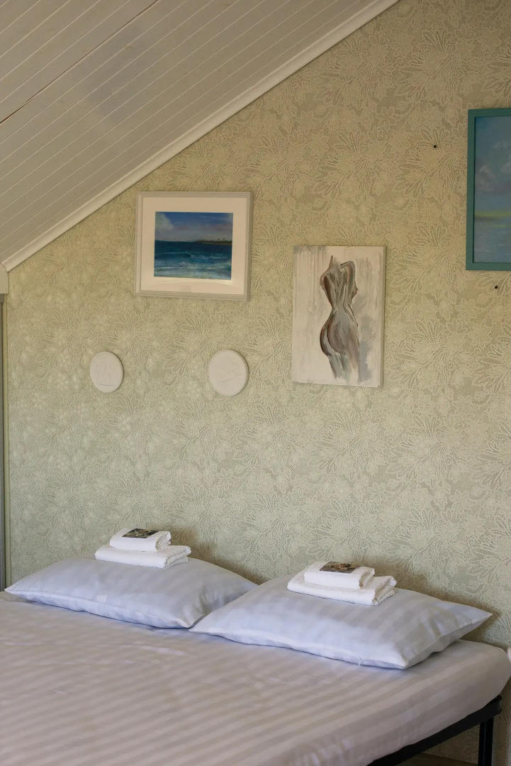 Глэмпинг Коттедж с видом на озеро