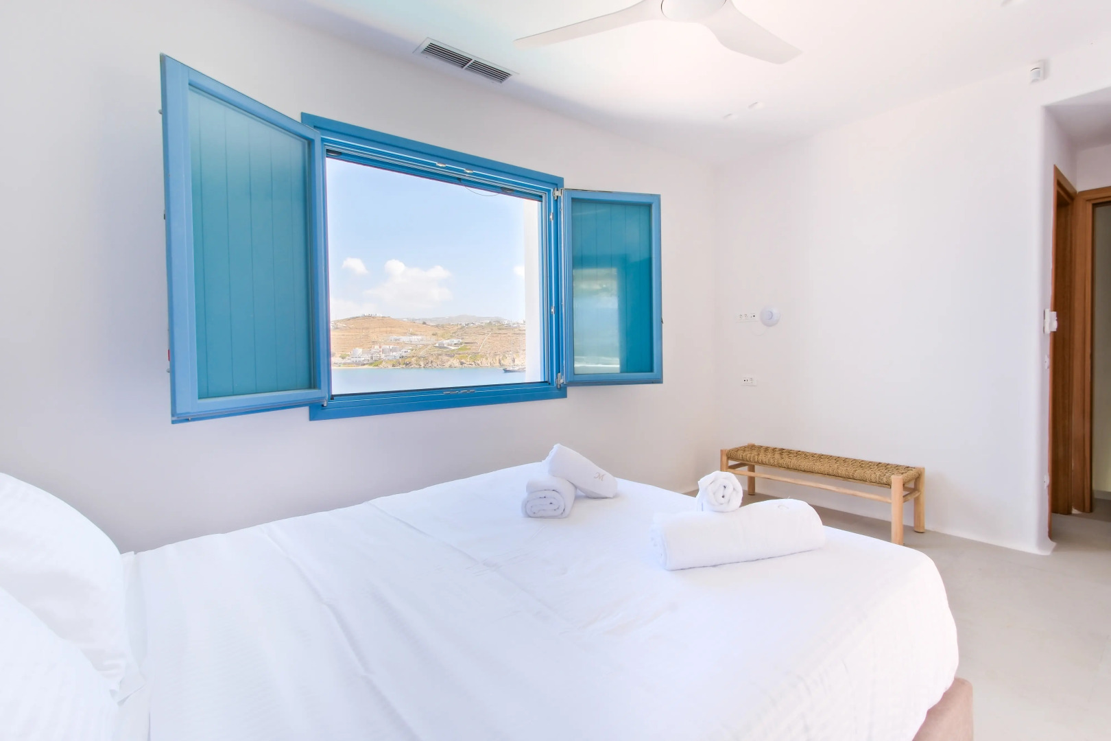 Вилла Myko Private Heated Pool on Beach