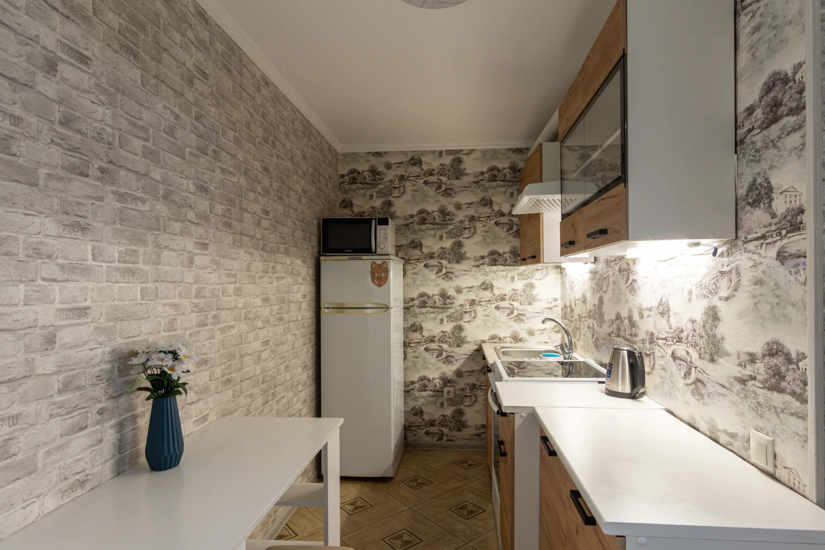 Квартира на Леселидзе 10