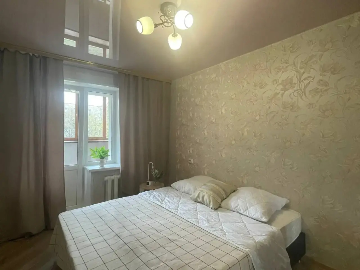 Квартира 3-к. 70 м² 6 Кроватей