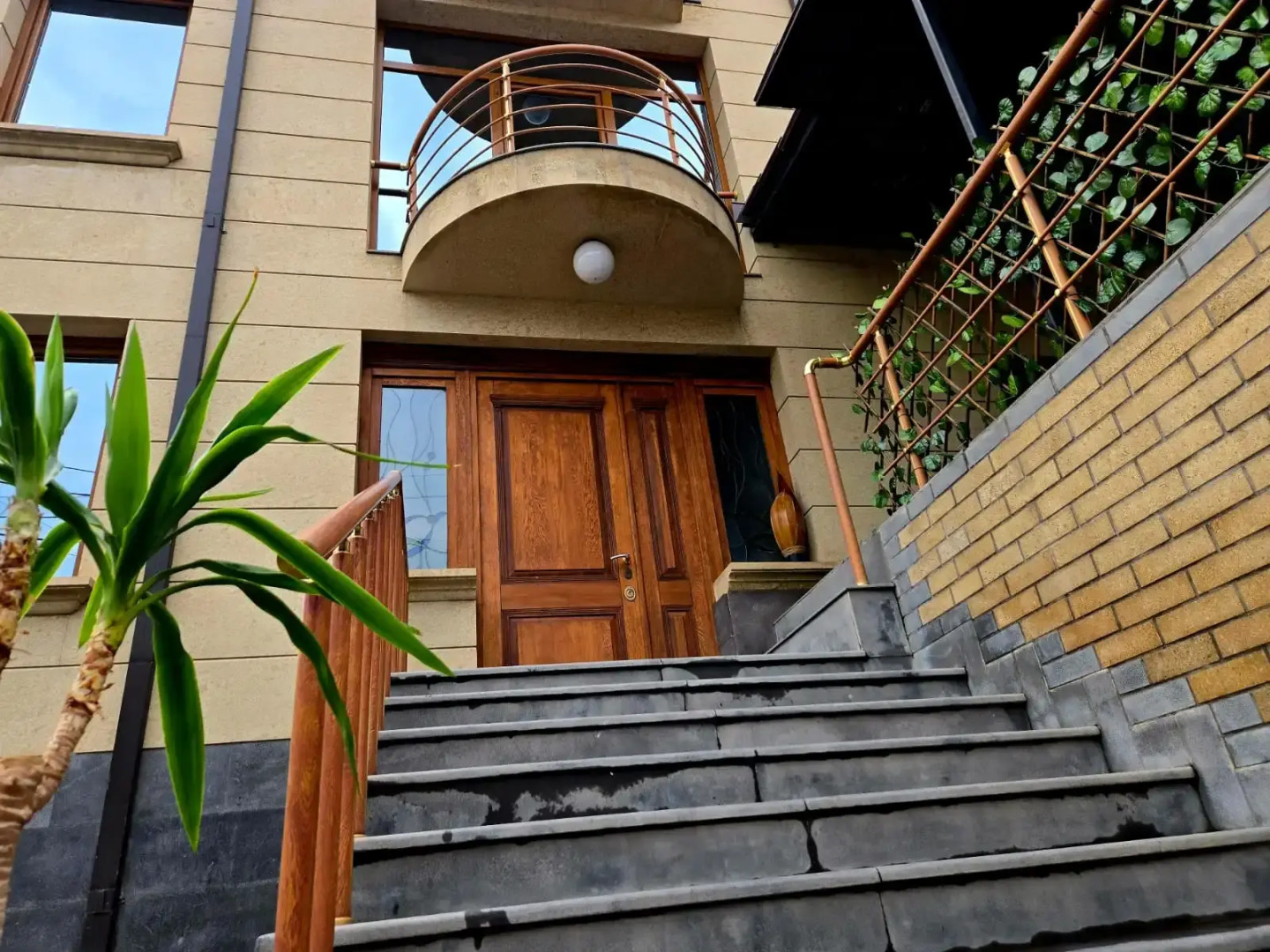 Caribian Hotel Yerevan