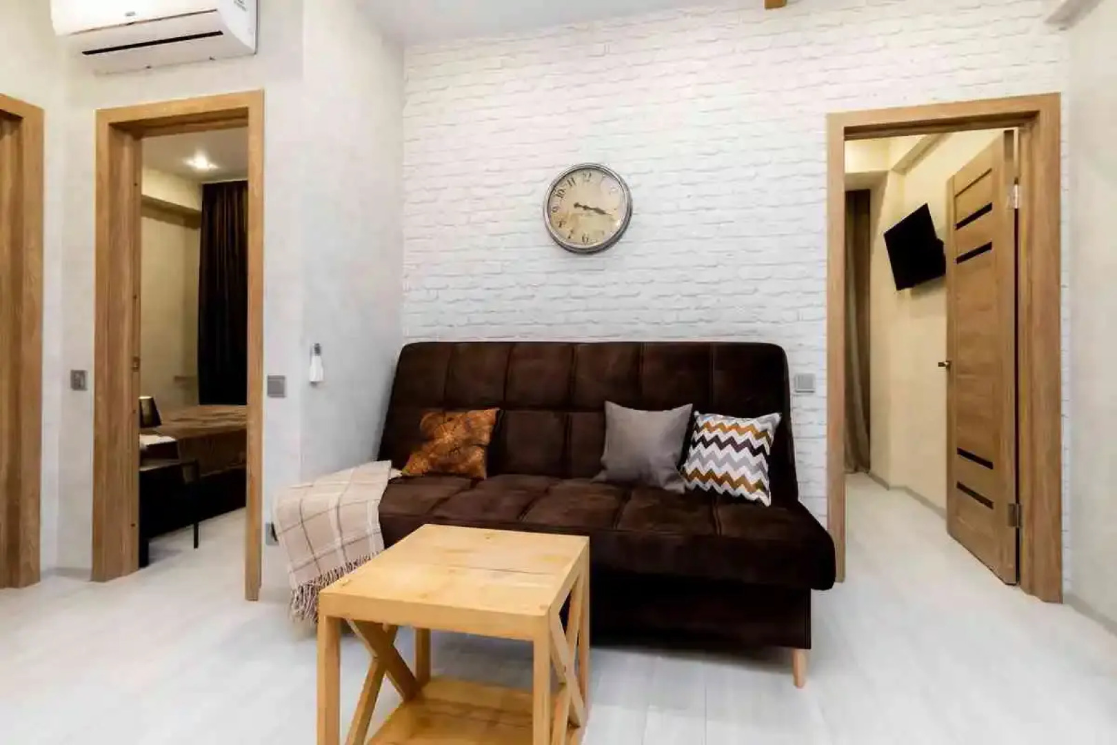 Апартаменты Море Апартаментов на Эстонской 37/3 - 4