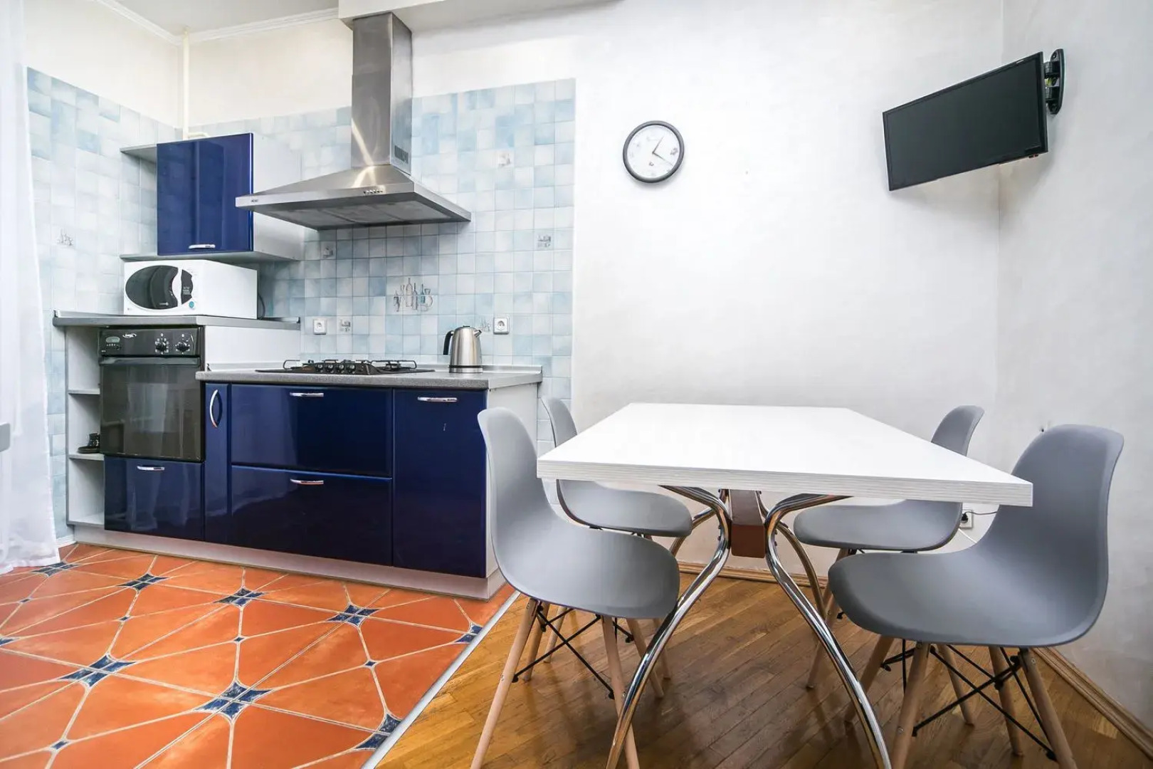 Апартаменты 3х комнатные Карла Маркса 25 Центр