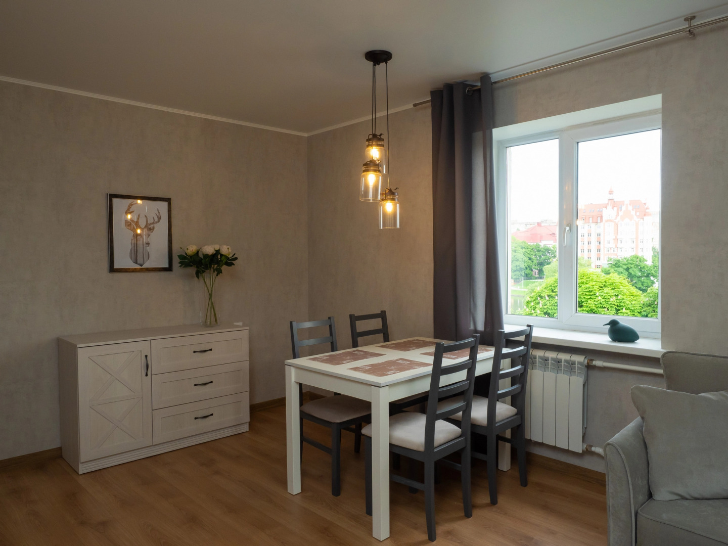 Квартира в Центре с Видом на Озеро