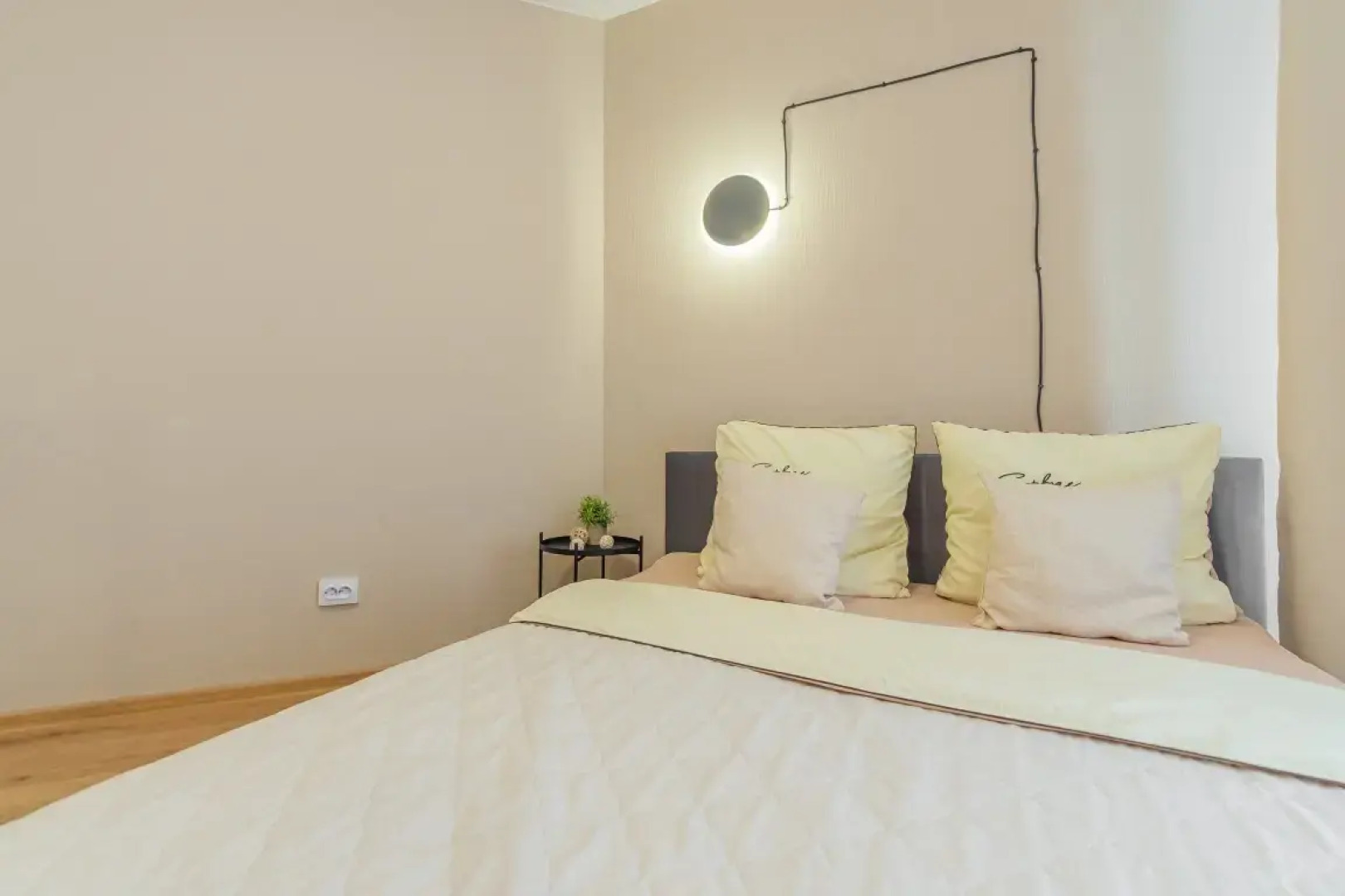 Апартаменты Люкс SalutApart 8