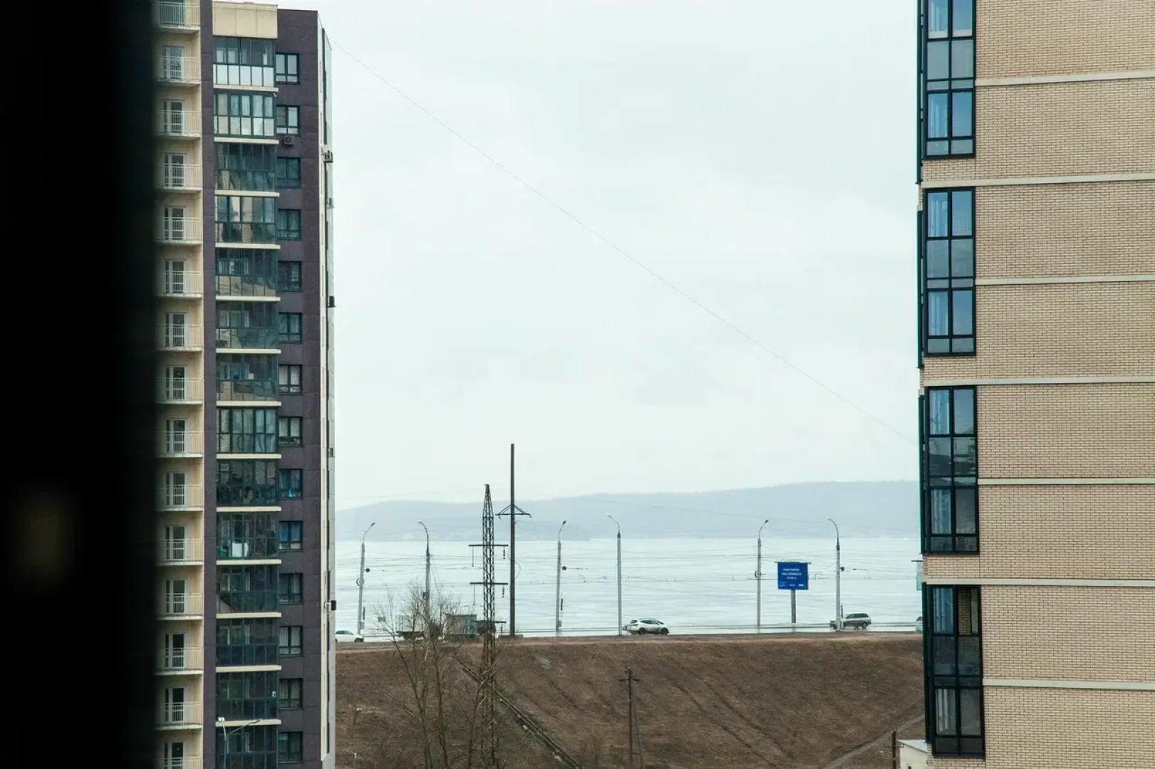 Апартаменты на берегу реки Анагара