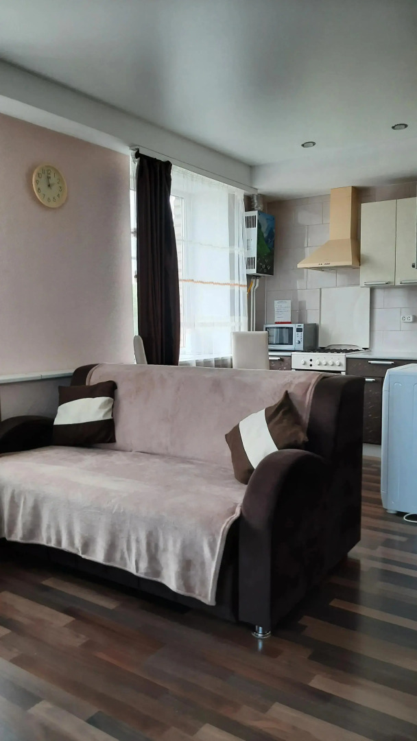 Апартаменты на Олега Зобова 11