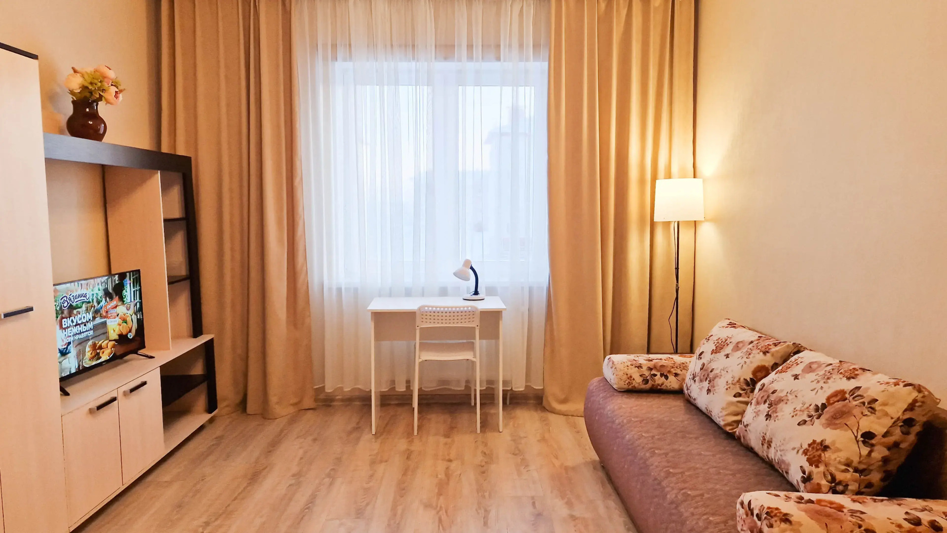 Апартаменты 2х Комнатная Солнечный 4 138