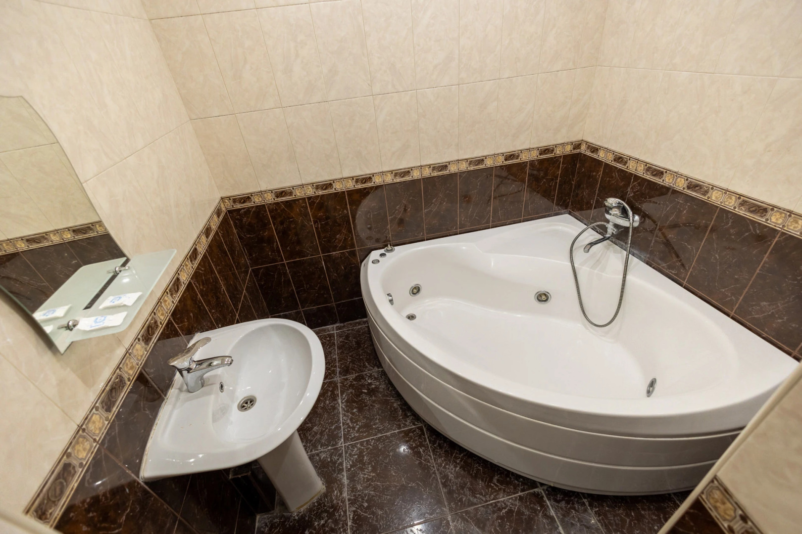 Отель Империя