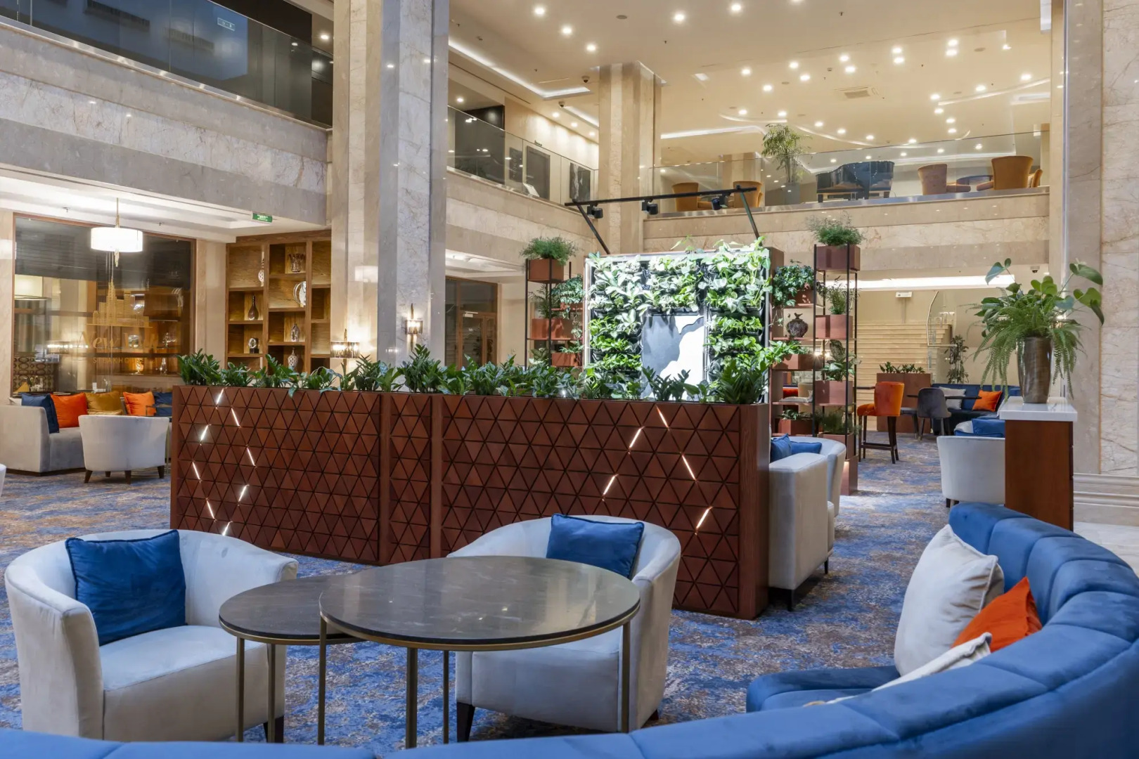 Отель Звёзды Арбата (ранее Мариотт Новый Арбат)