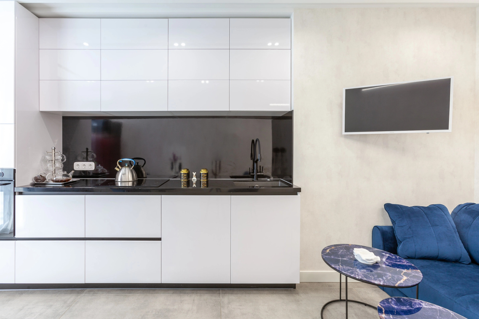 Апартаменты Дизайнерские Апарименты с видом на настоящую Космическую Ракету Союз в Центре Самары