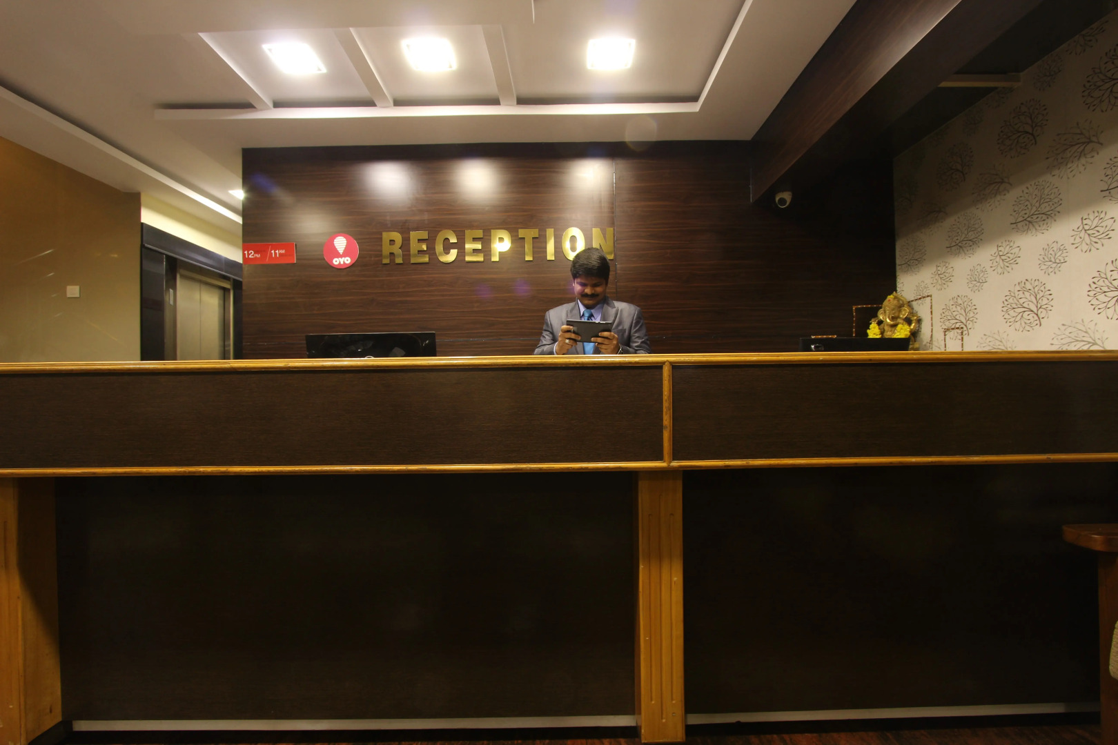 Отель The Grand Inn