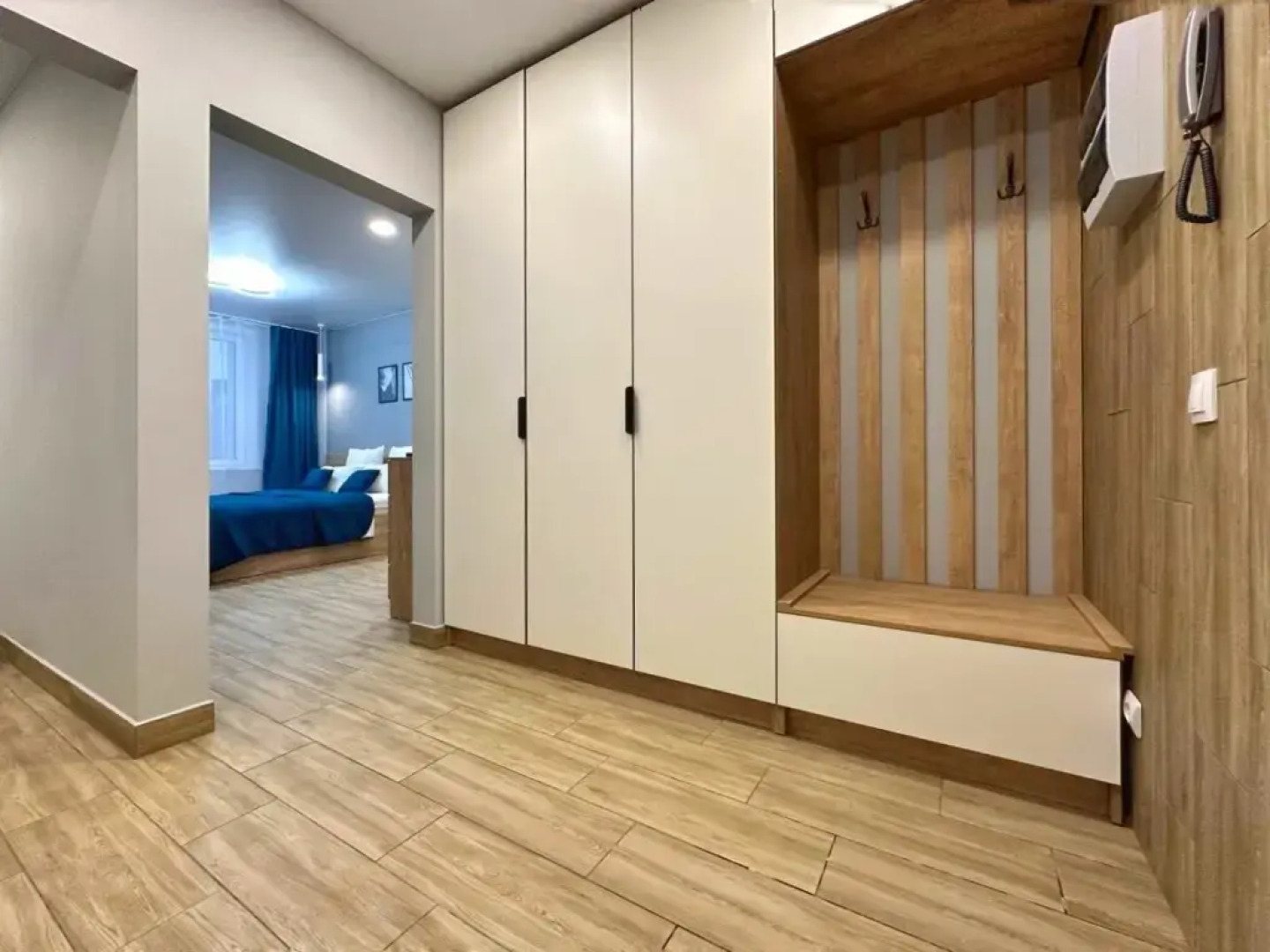 Апартаменты Комфортная возле МВДЦ Сибирь 1