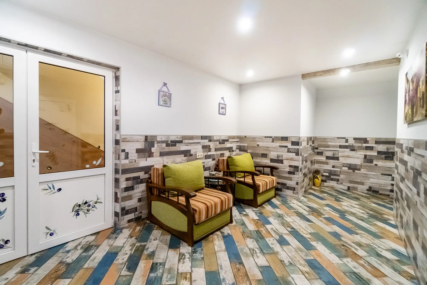 Отель Рахиль