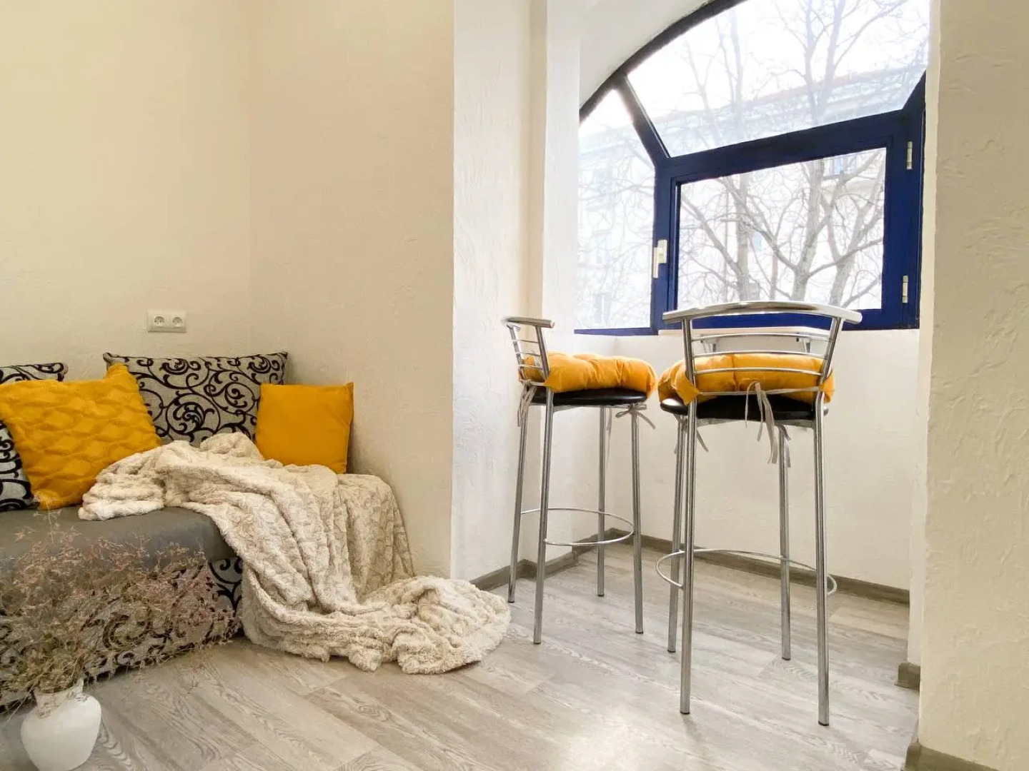 Апартаменты Счастье Жить в центре Севастополя