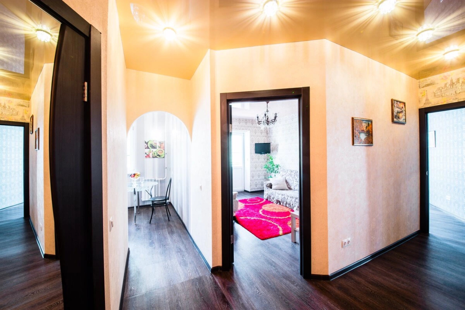 Двухкомнатная квартира на набережной