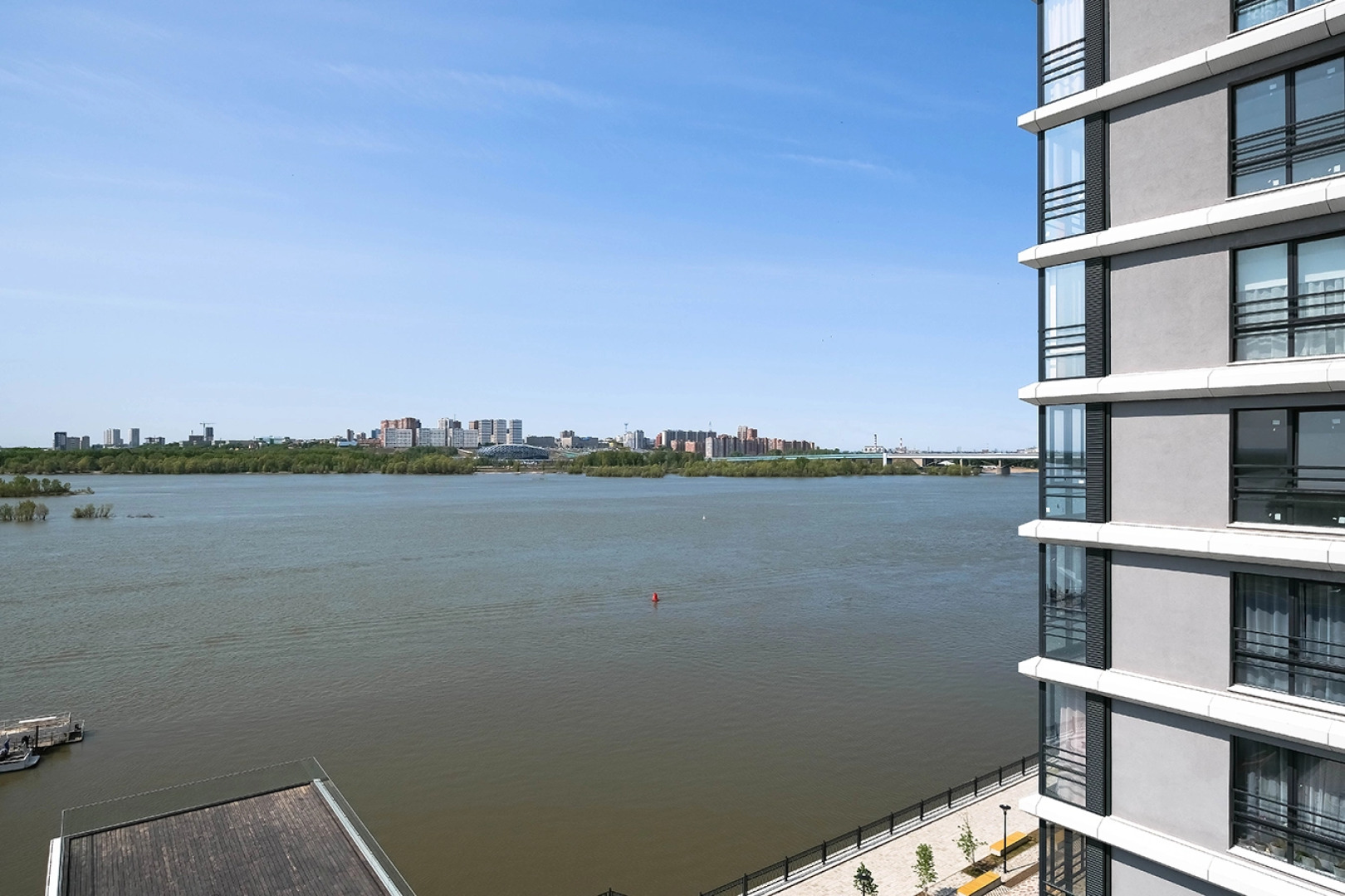 Апартаменты Уютная студия с видом на реку