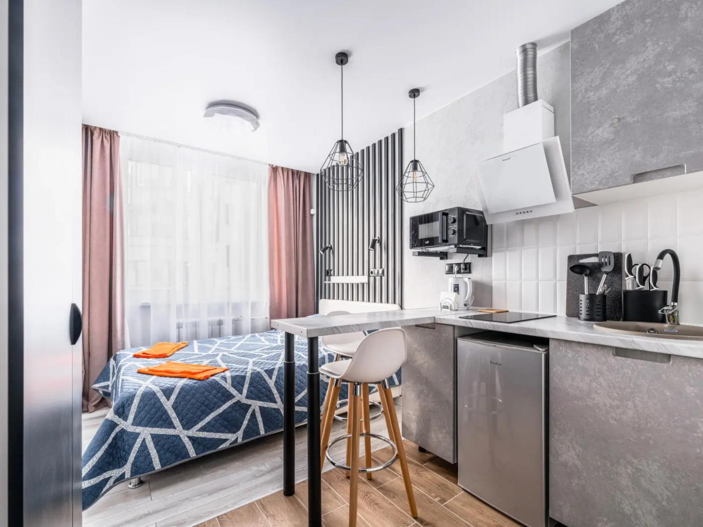 Апартаменты на Эйнштейна 4