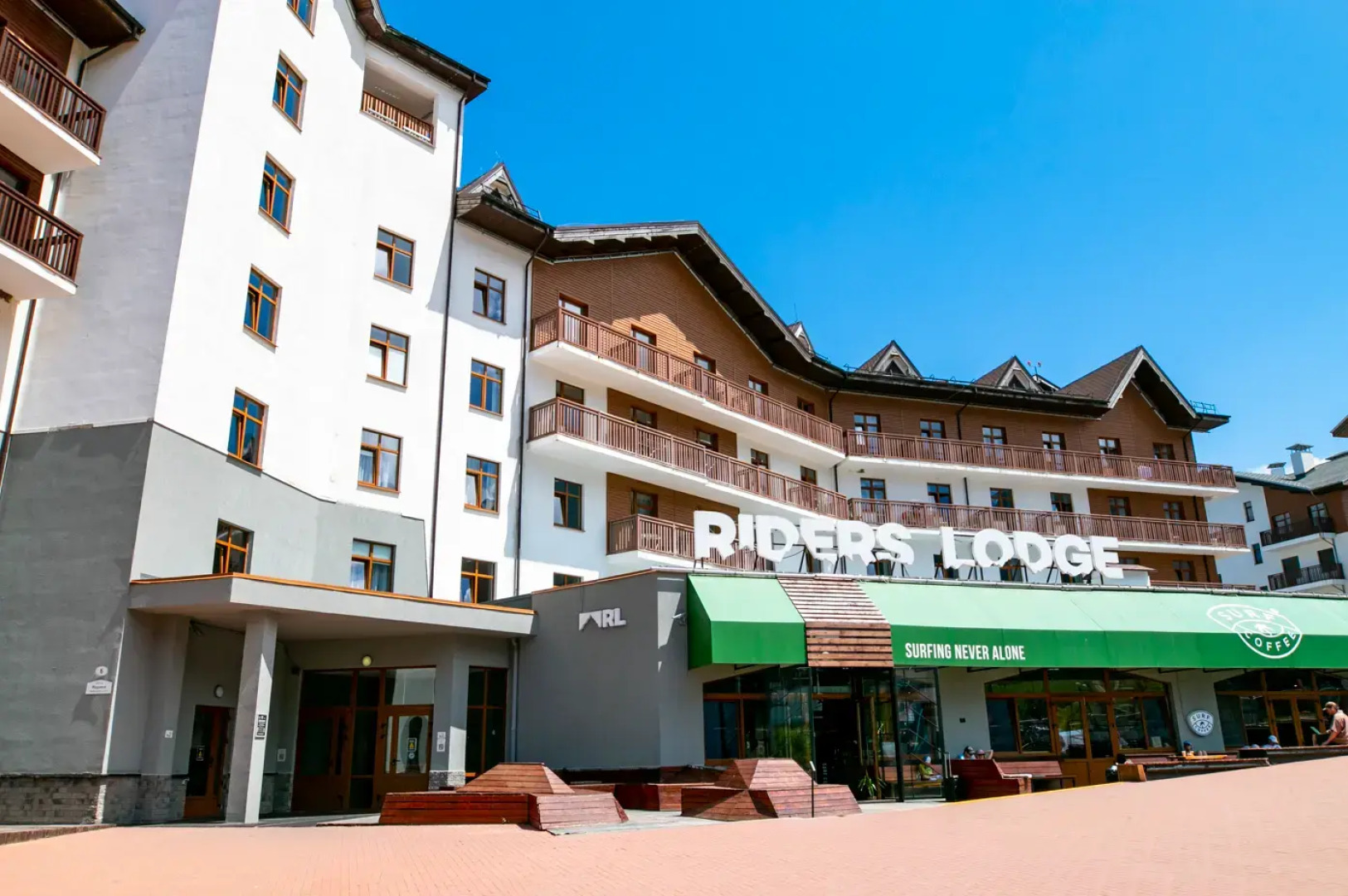 Отель Riders Lodge