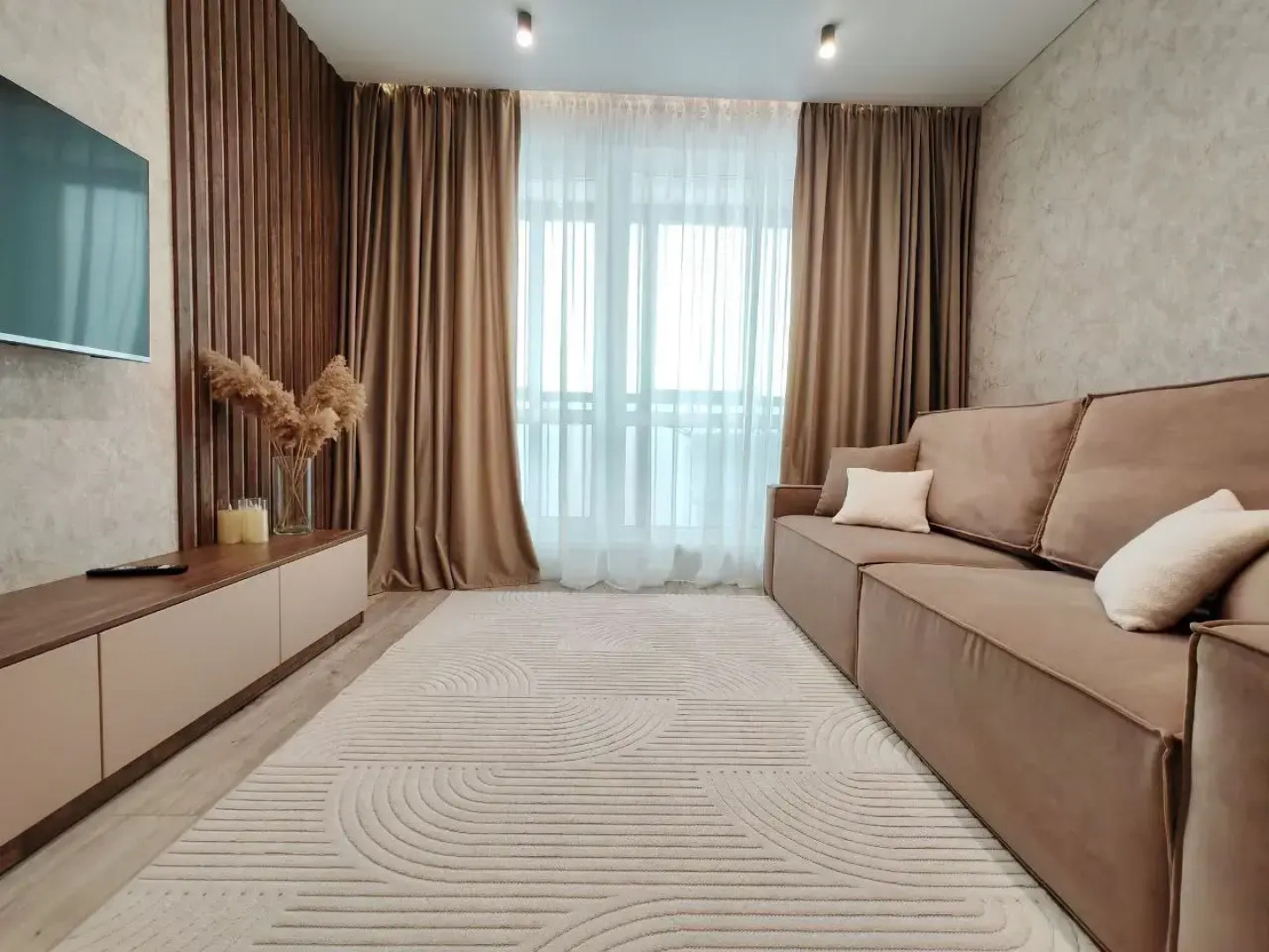 Апартаменты двухкомнатные КЛАССА ЛЮКС в центре Ижевска