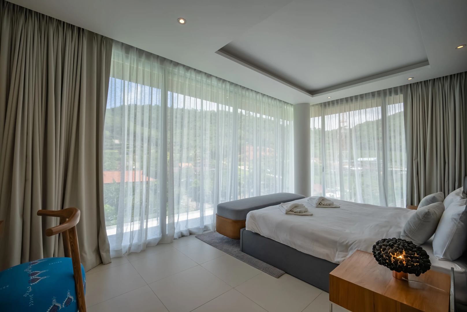 Вилла Luxury Infinity Pool Villa in Nai Harn