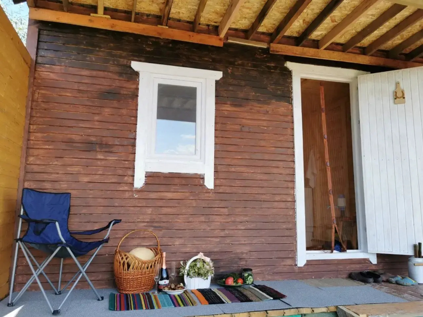 Частный Дом на Берегу Реки