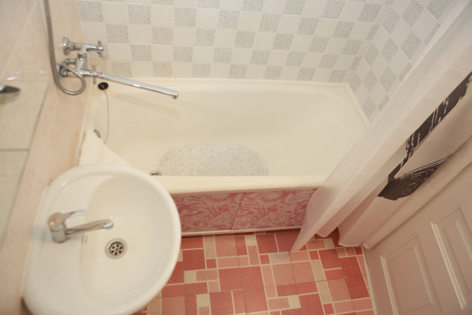 Апартаменты O.G.N.I. Тигровая, д.26