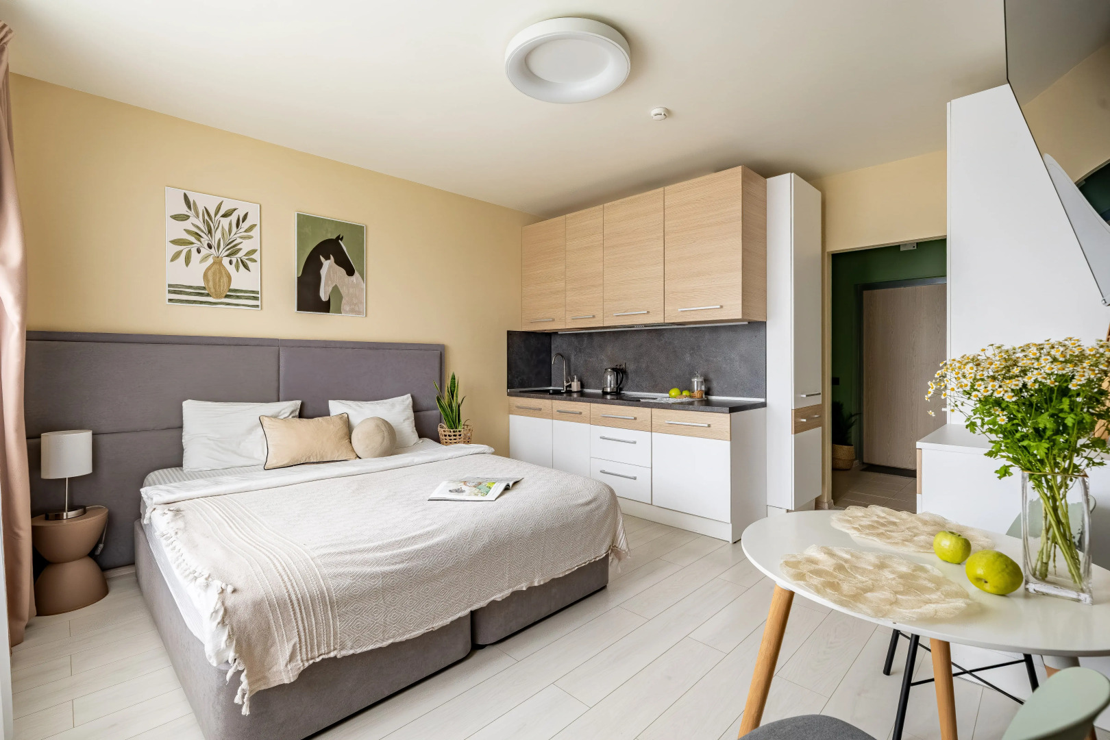 Апартаменты Your Apart на Васильевском Острове