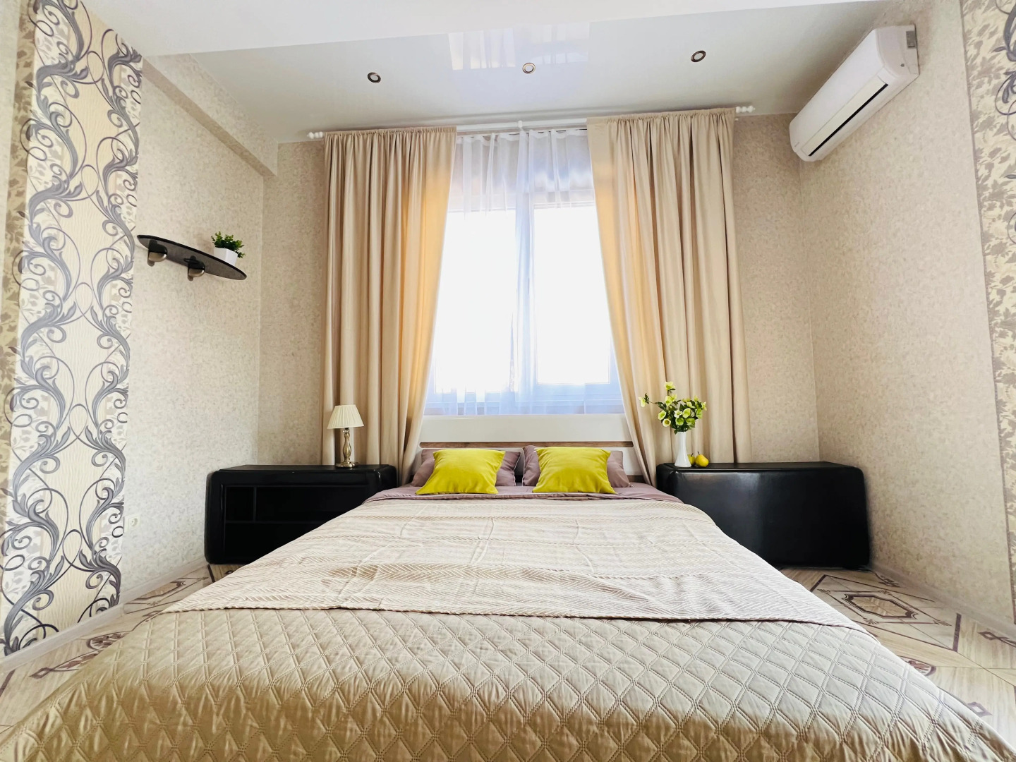 Апартаменты в центральном Сочи рядом с морем