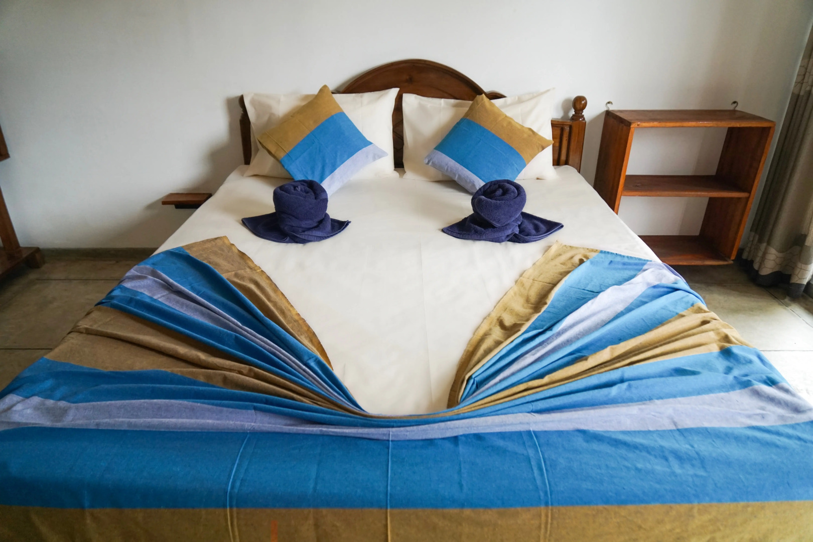 Отель Palms Friendly House