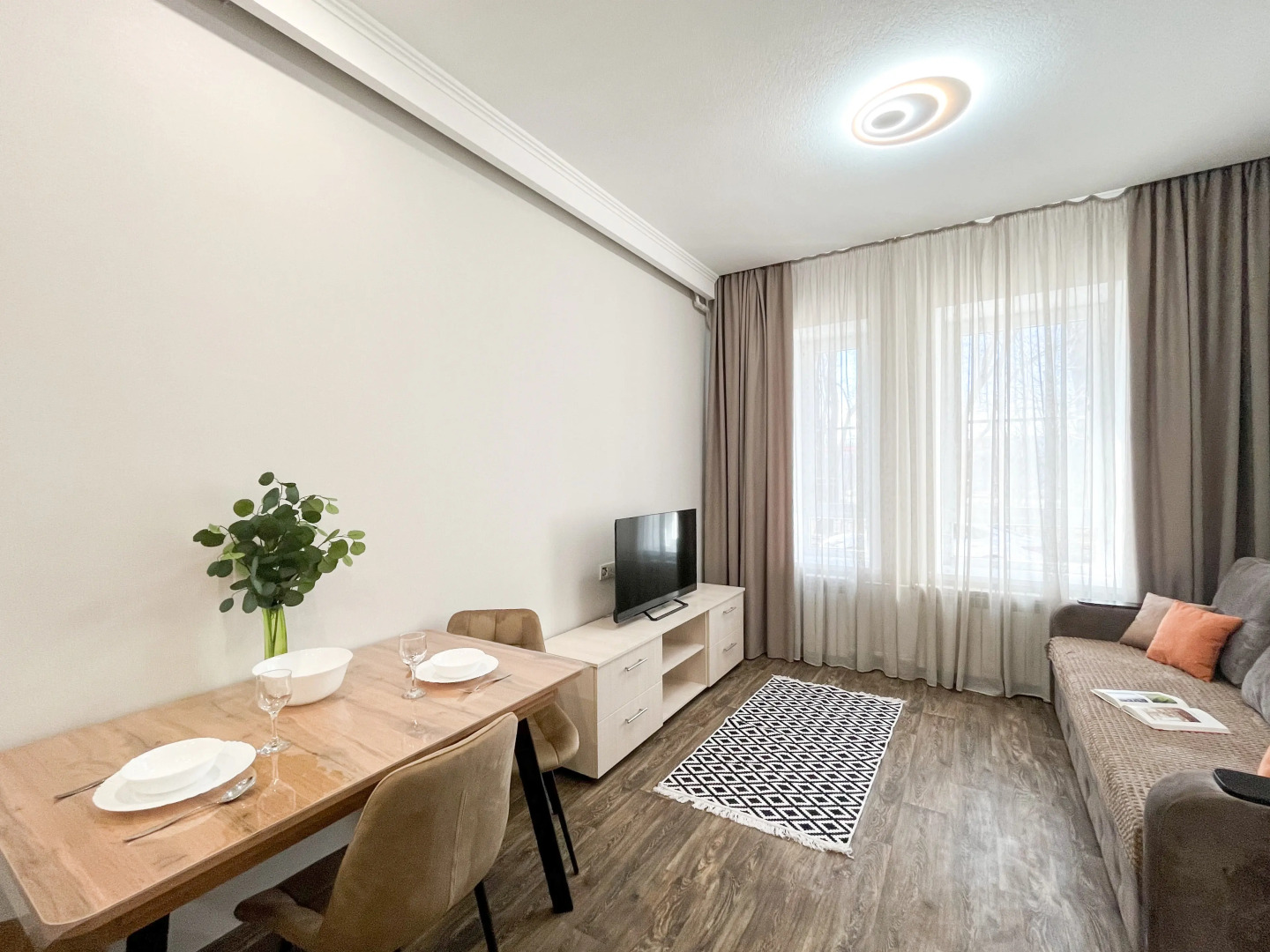 Апартаменты Добрые квартиры на Ленина 20