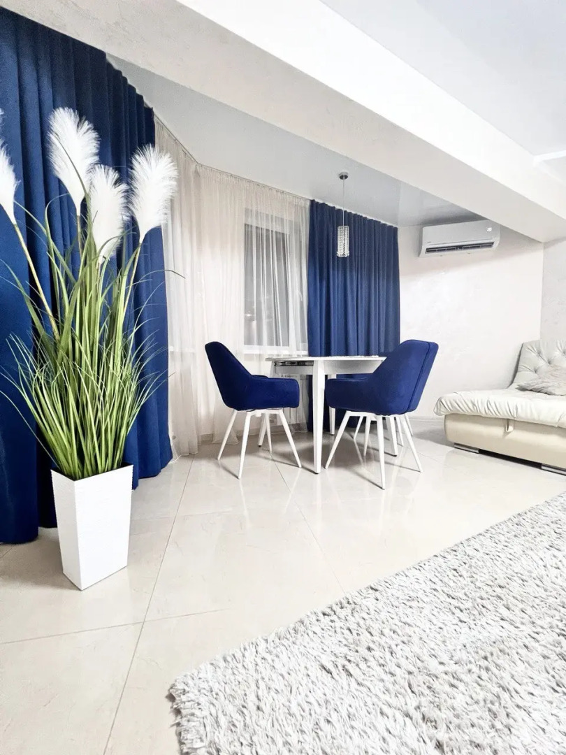 Апартаменты на улице Сакко и Ванцетти 59