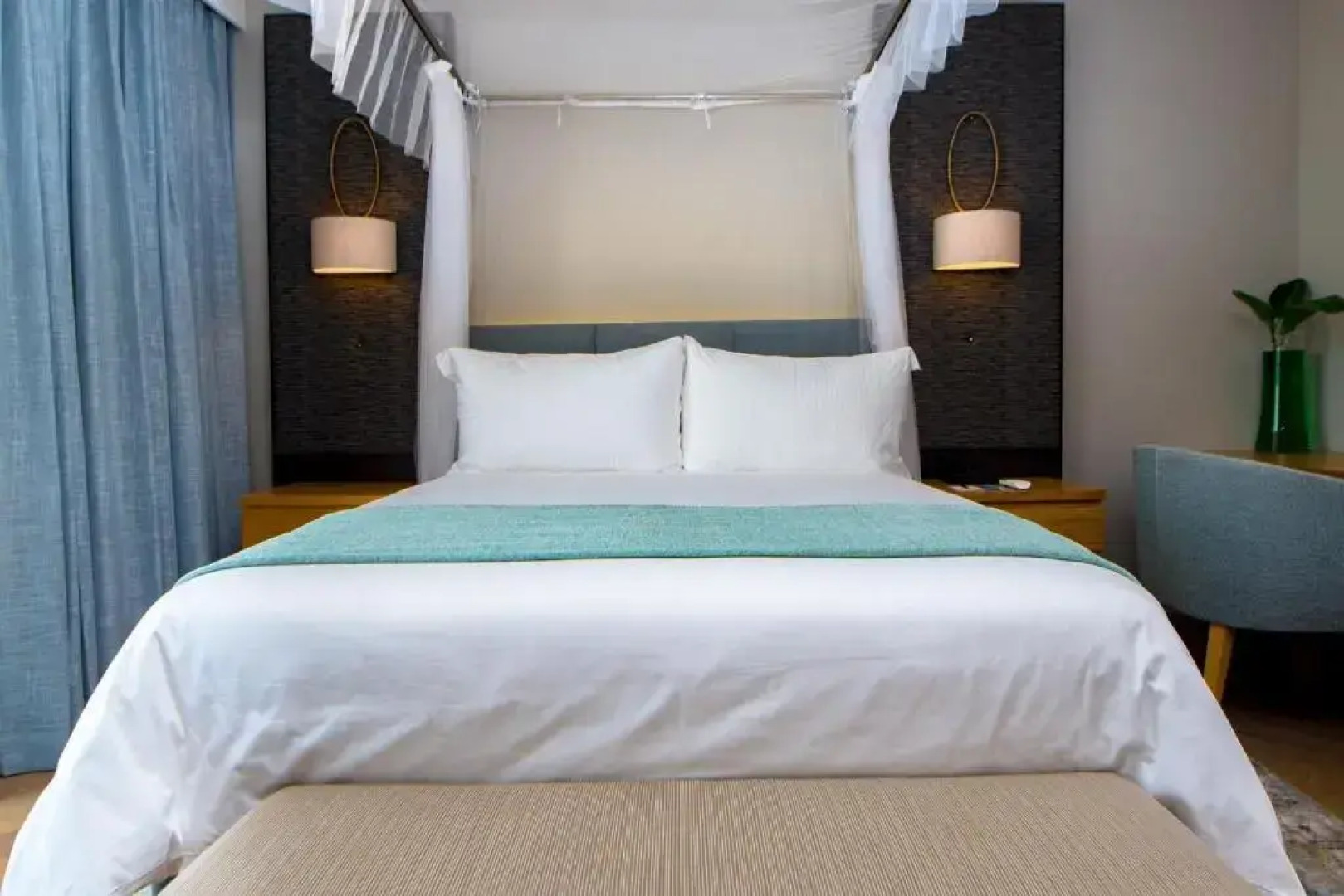 Отель Sunbird Waterfront