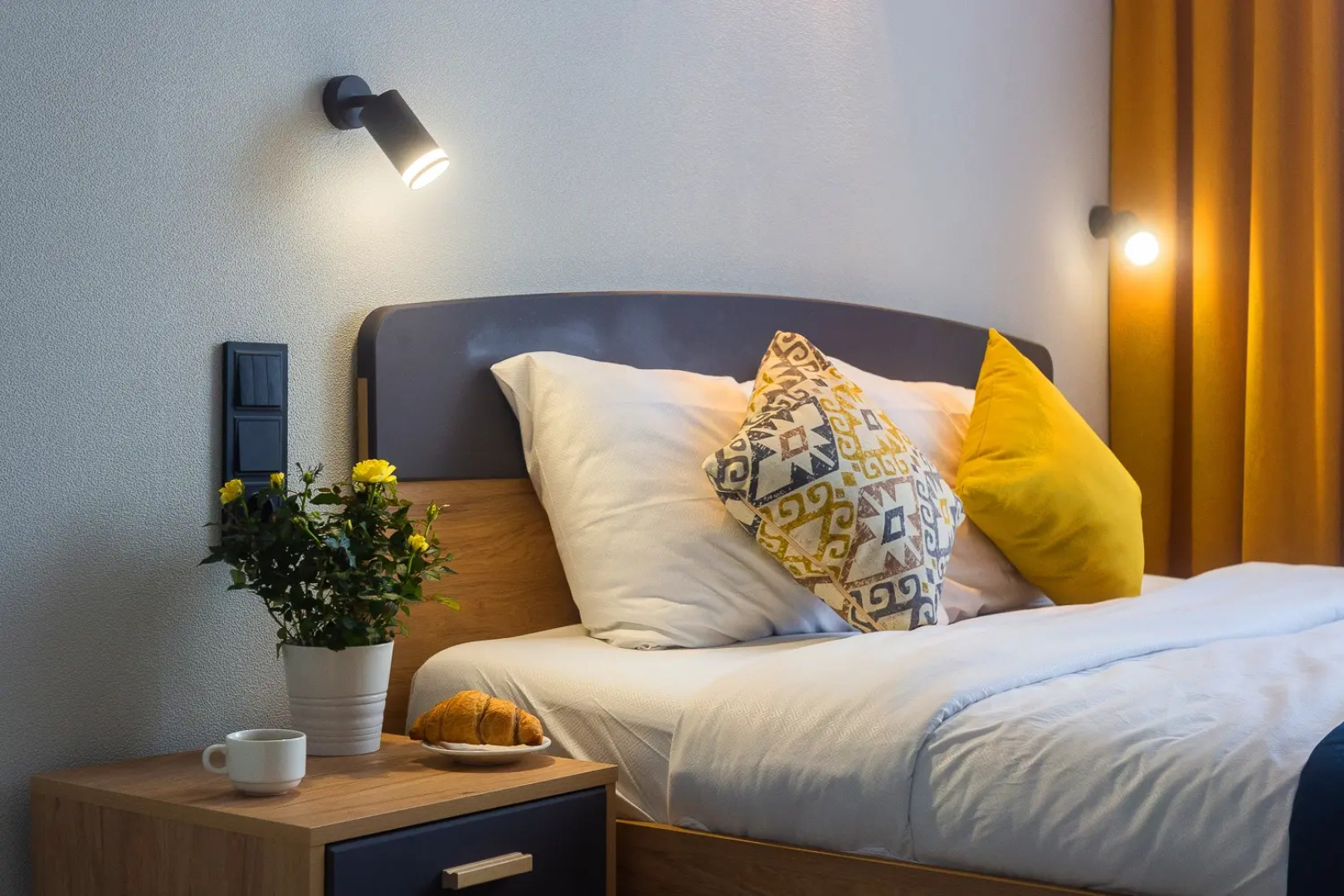 Квартира Яркая студия рядом с набережной и кондиционером