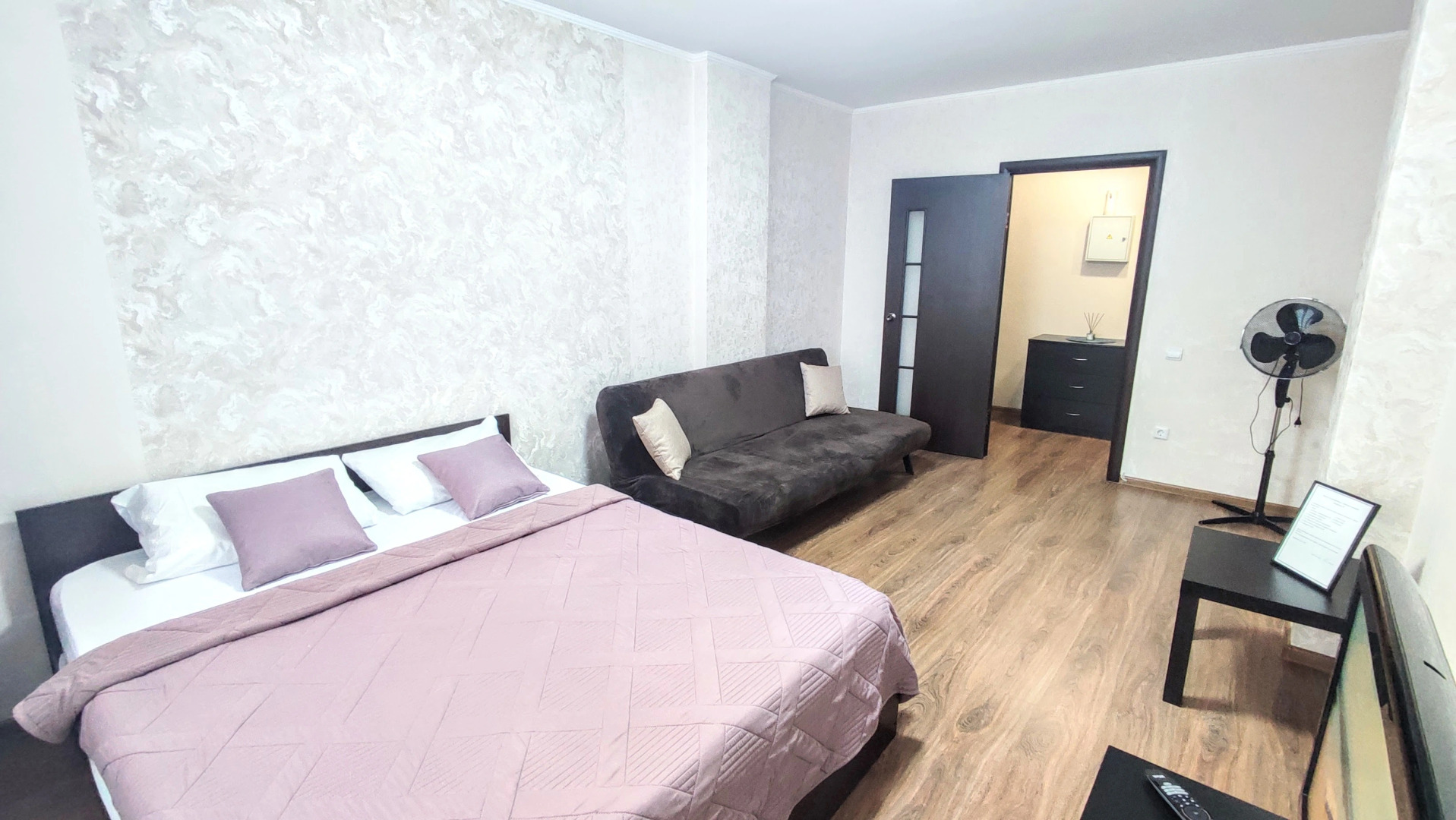 Квартира DailyRent-NN Апартаменты на Краснозвёздной рядом с Океанисом