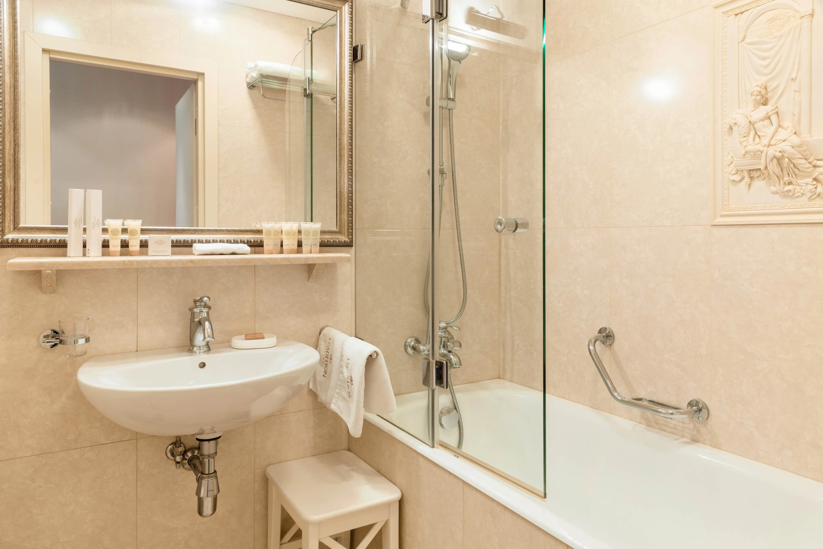 Отель Традиция