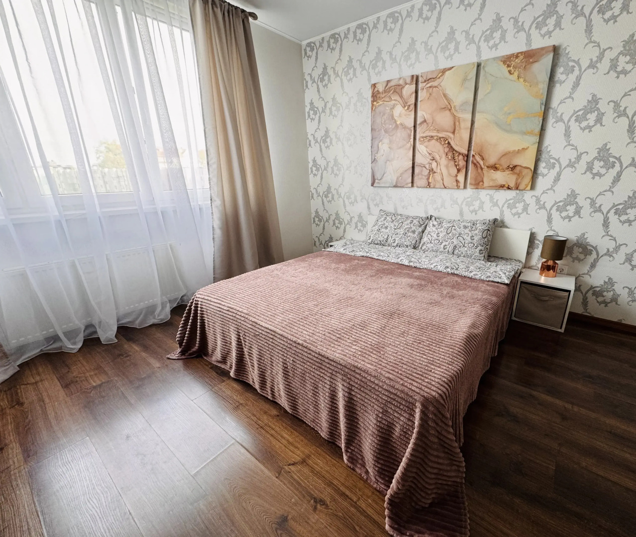 Квартира в Самом Центре Исторического Района Амалиенау