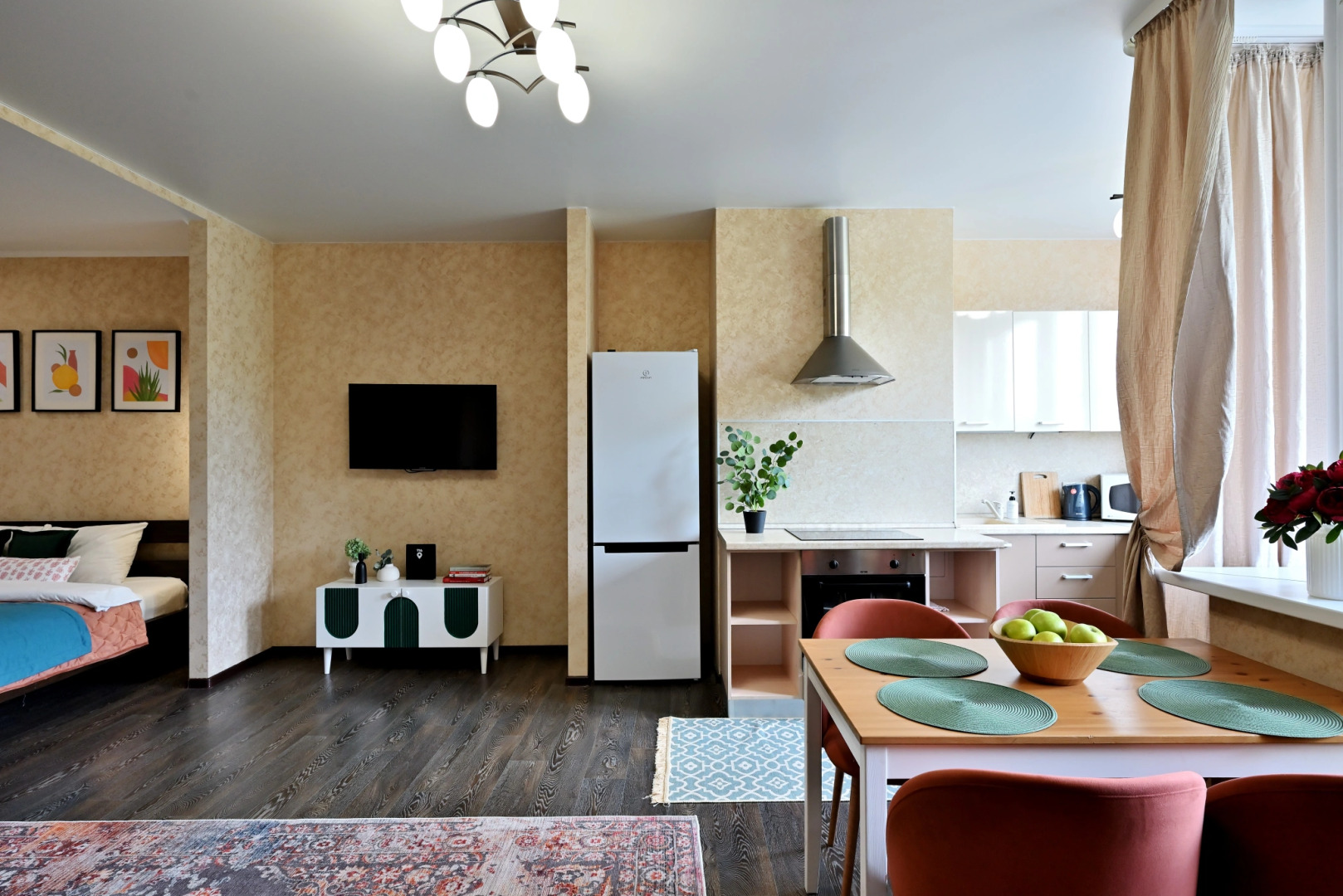 Апартаменты студия в центре ЖК Clover hose