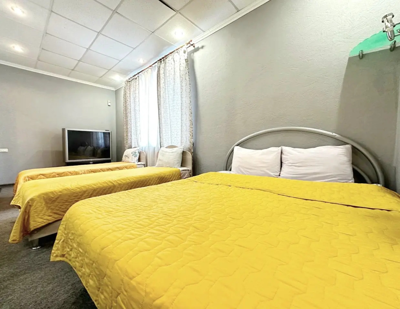 Квартира Четырехкомнатная в Центре на Островского