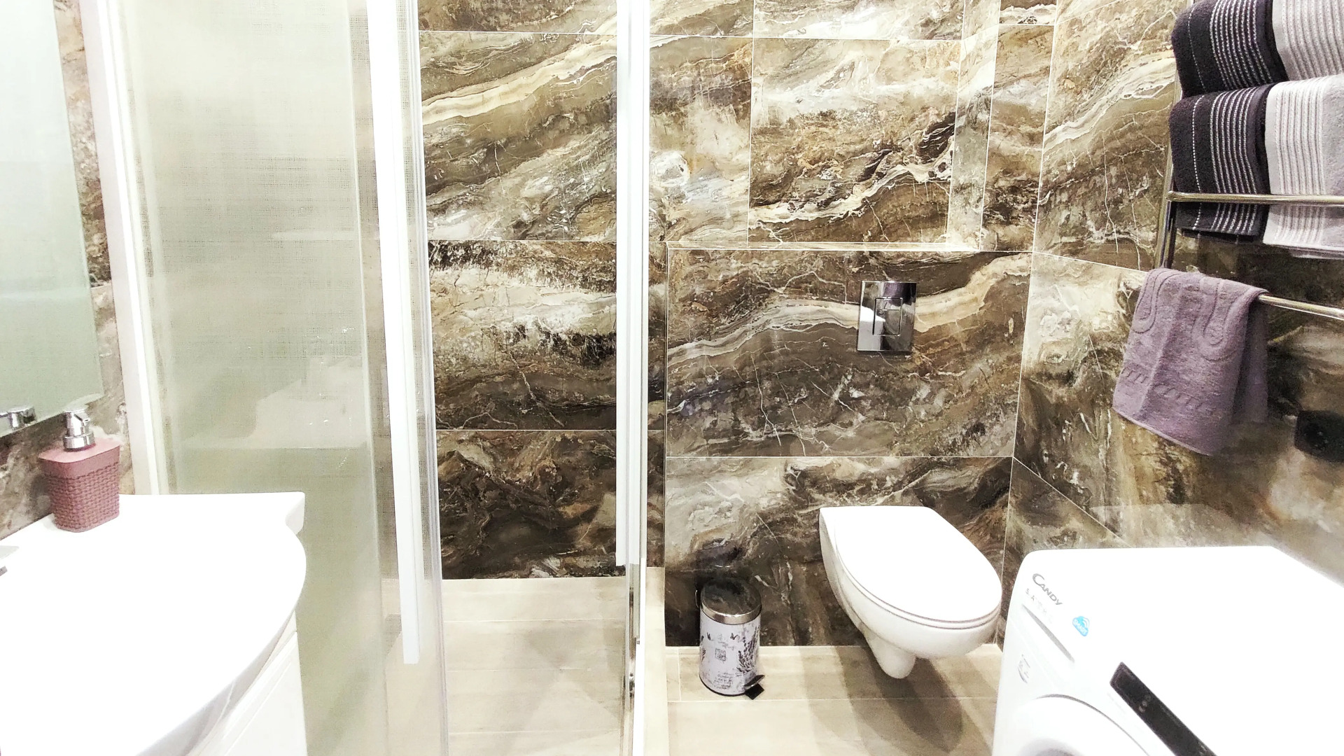 Апартаменты с Панорамным Видом на Горы и Открытым Балконом