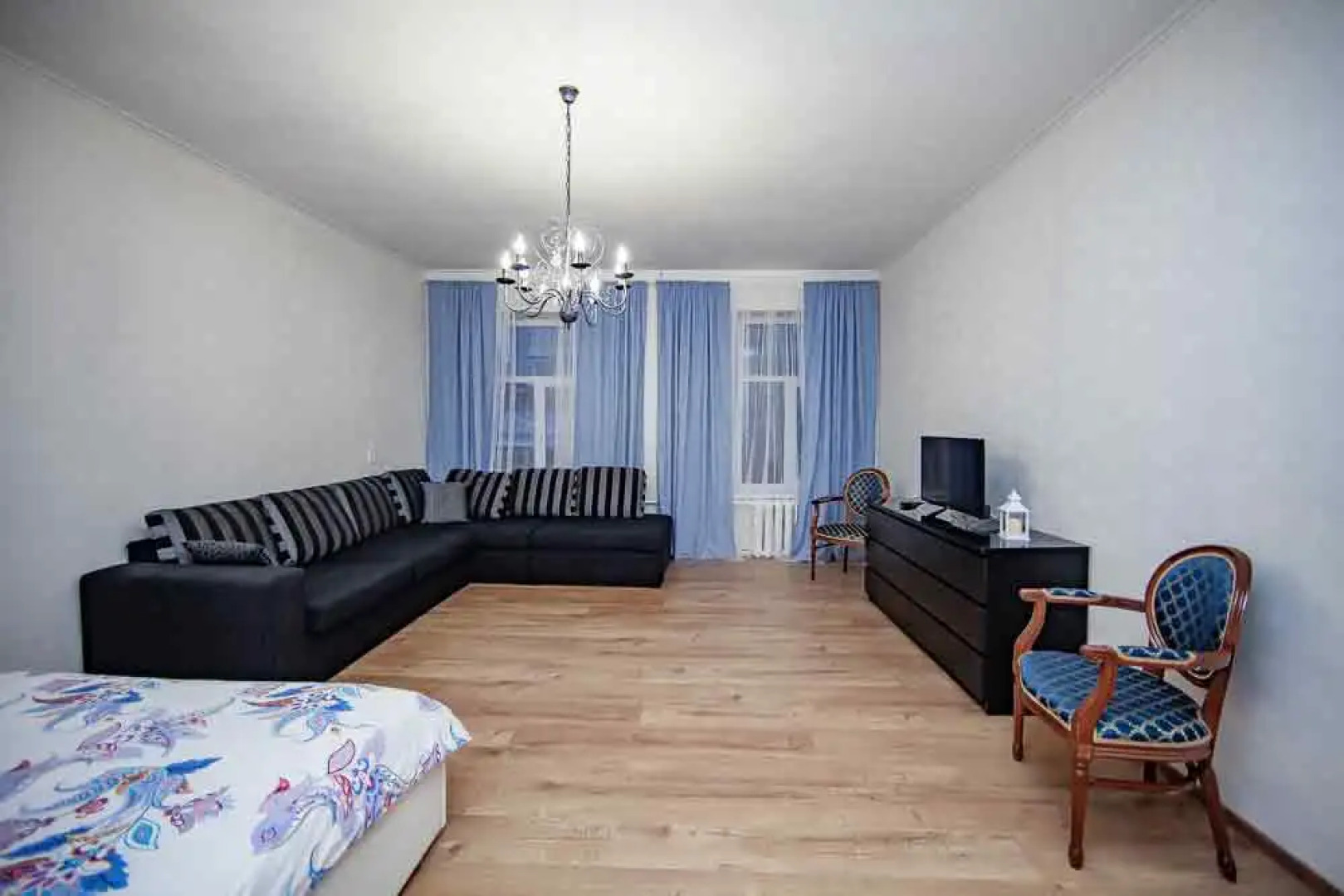 Апартаменты Holiday in the city 2BR Apartment