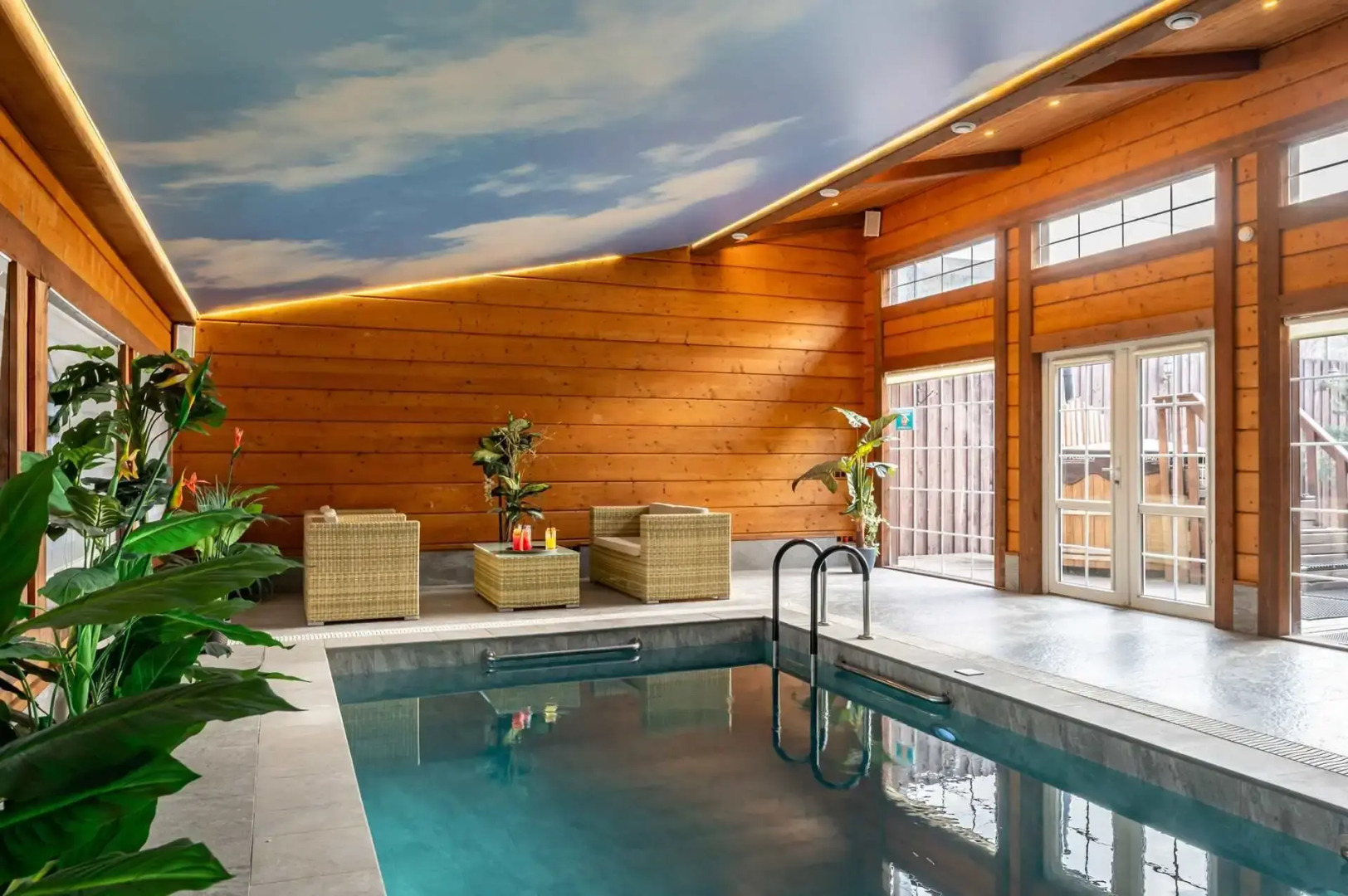 Отель Загородный комплекс Видная Усадьба.