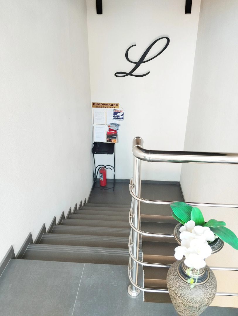 Отель Леонардо