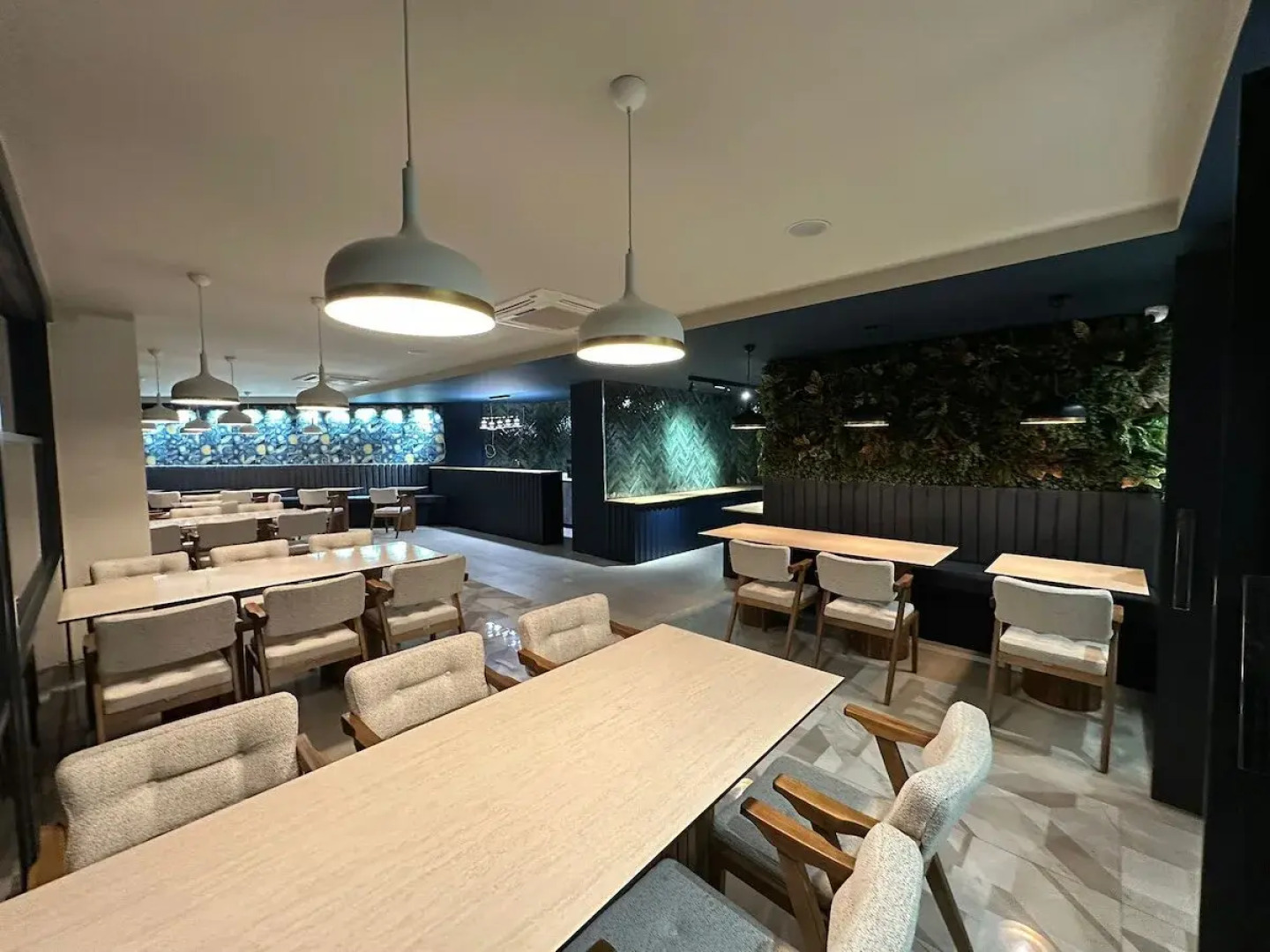 Отель Heaven Prime Airport